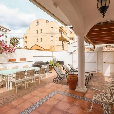 W Private Pool, Bbq And Your Own Pool Table Fuengirola