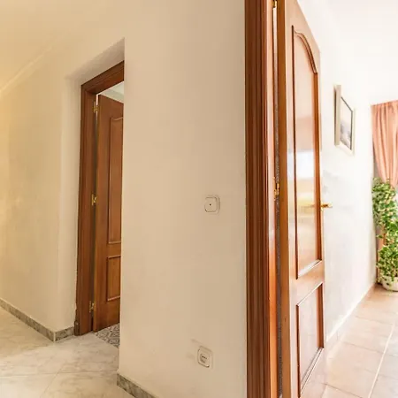 W Private Pool, Bbq And Your Own Pool Table * Fuengirola