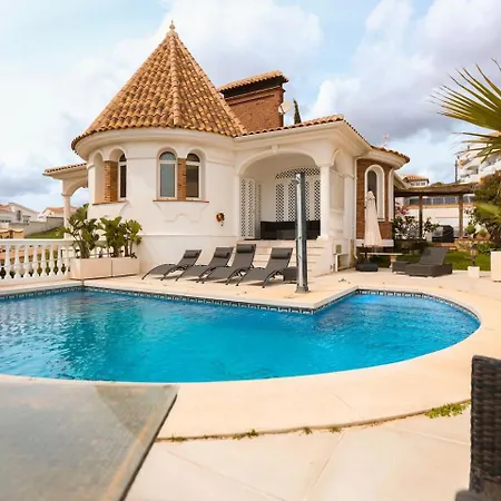 W Private Pool, Bbq And Your Own Pool Table *